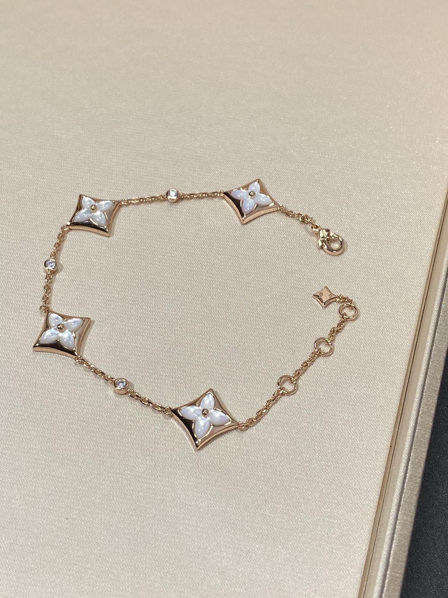 [Clara Jewels]STAR 4 MOTIF MOP DIAMOND PINK GOLD BRACELET