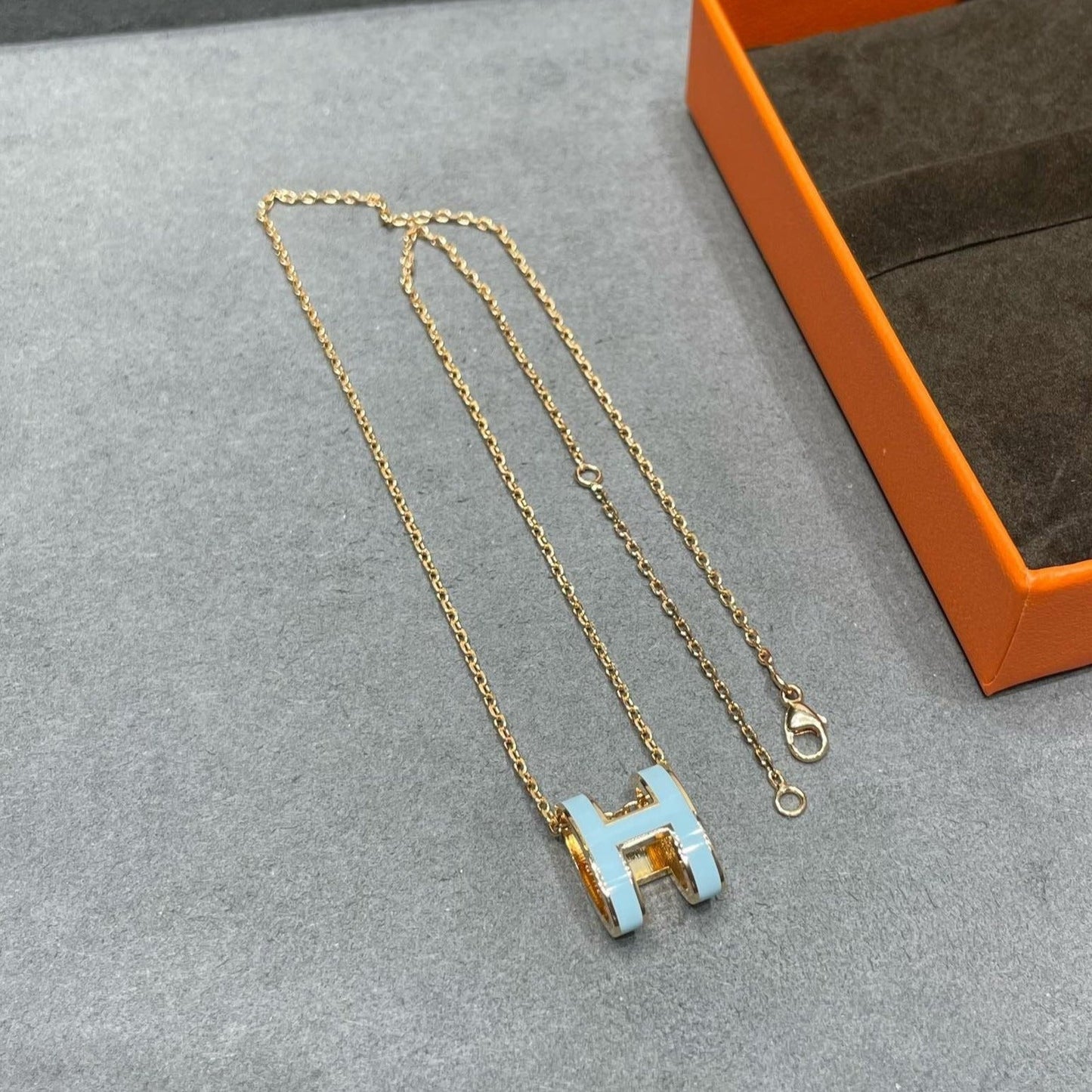 [Clara Jewels]POP H SKY BLUE NECKLACE