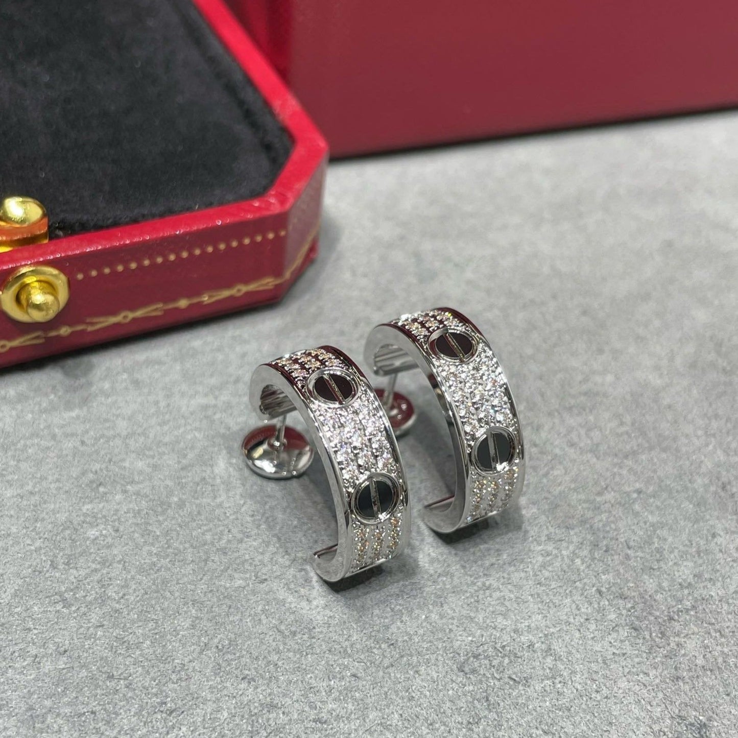 [Clara Jewels]LOVE CERAMIC DIAMOND PAVED SILVER EARRINGS