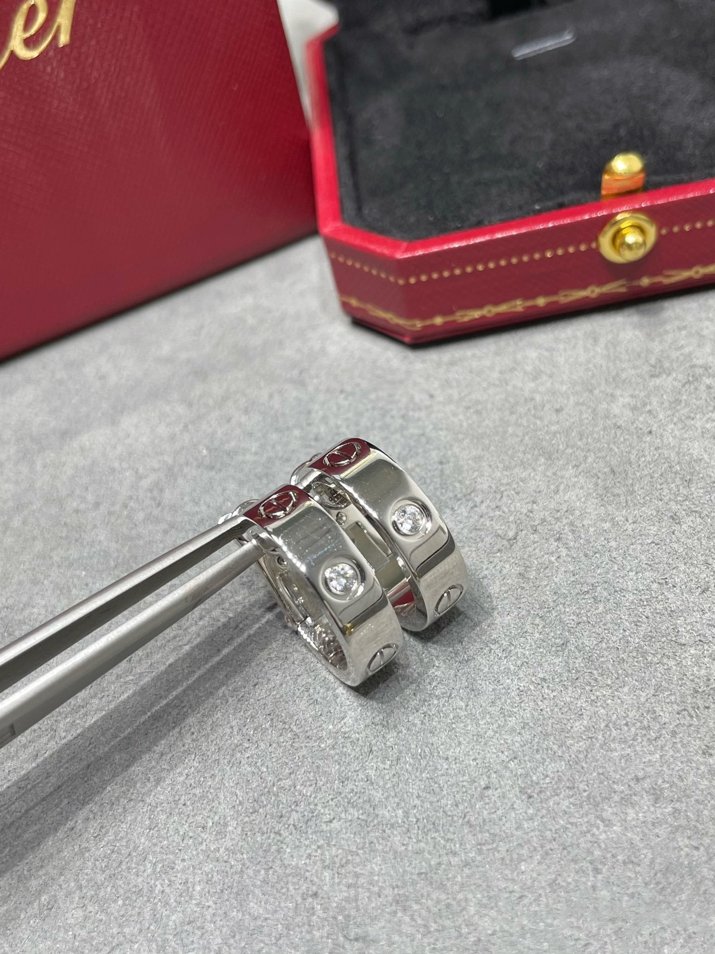[Clara Jewels]LOVE 5.5MM 1 DIAMOND EARRINGS
