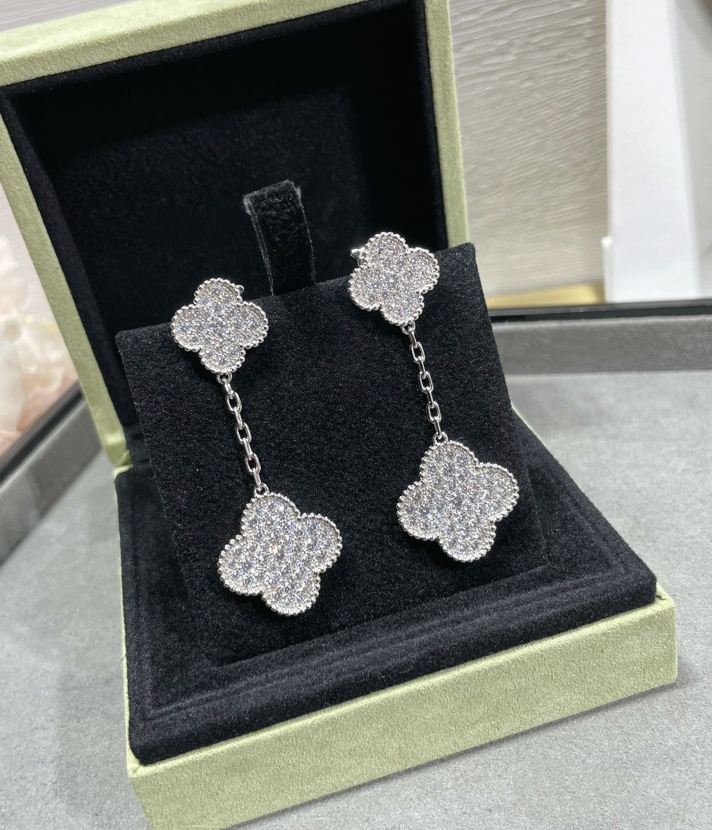 [Clara Jewels]CLOVER 2 MOTIFS DIAMOND PAVED SILVER EARRINGS