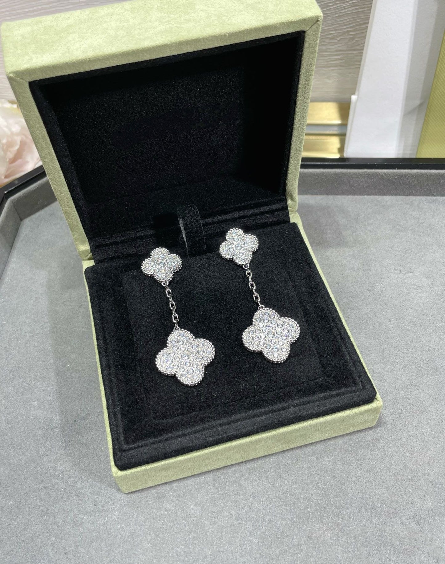 [Clara Jewels]CLOVER 2 MOTIFS DIAMOND PAVED SILVER EARRINGS