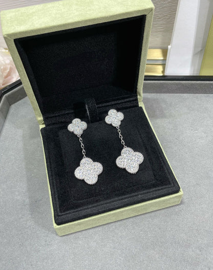 [Clara Jewels]CLOVER 2 MOTIFS DIAMOND PAVED SILVER EARRINGS