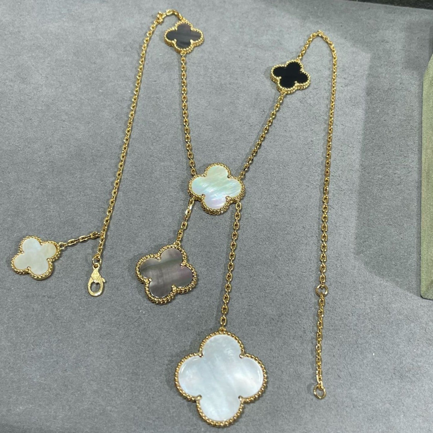 [Clara Jewels]CLOVER 6 MOTIF MOP ONYX GOLD NECKLACE
