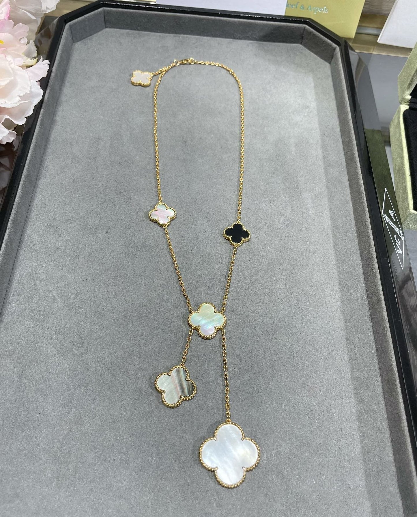 [Clara Jewels]CLOVER 6 MOTIF MOP ONYX GOLD NECKLACE