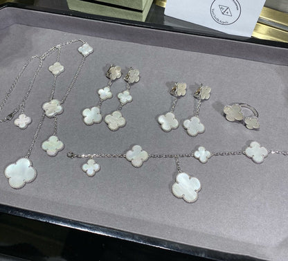 [Clara Jewels]CLOVER 5 MOTIF WHITE MOP SILVER BRACELET