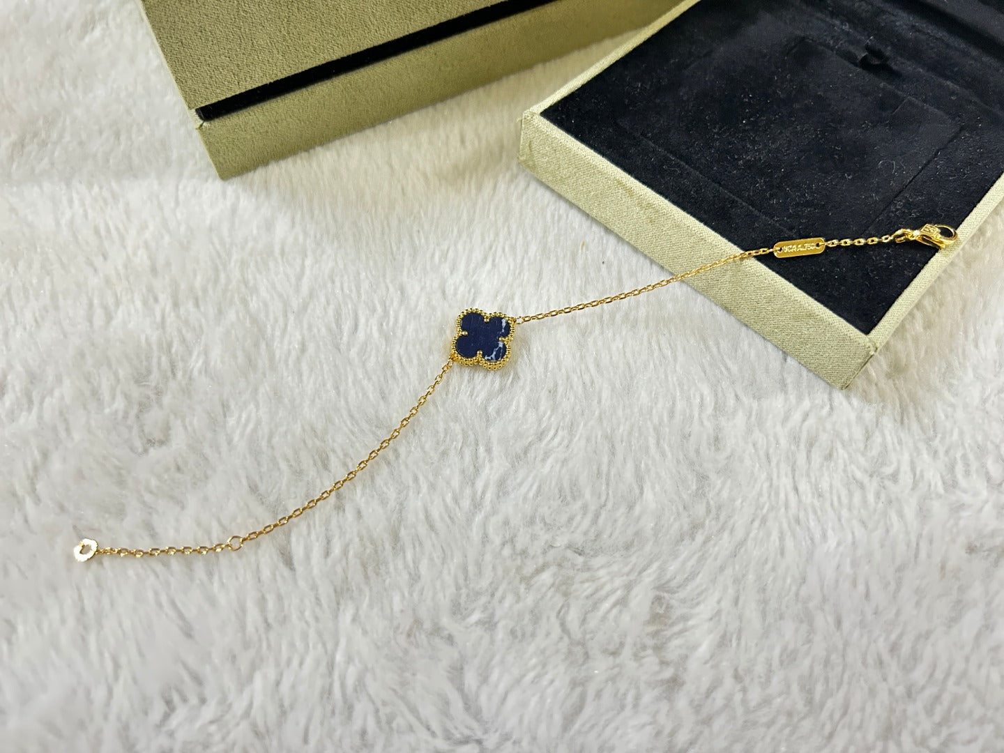 [Clara Jewels]CLOVER 1 MOTIF PIETERSITE BRACELET