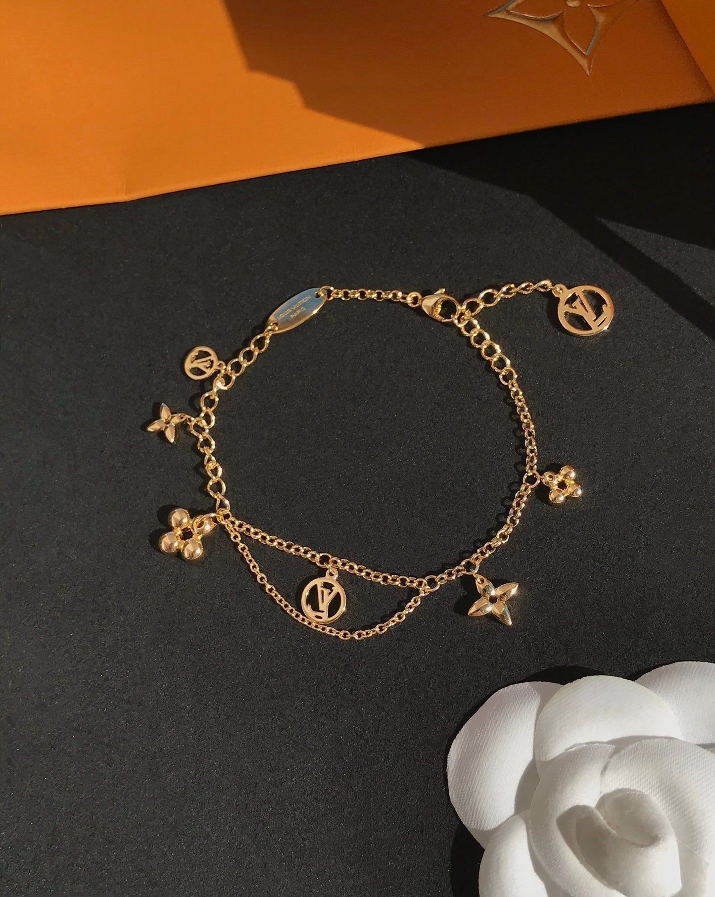 [Clara Jewels]BLOOMING PINK GOLD MOP BRACELET
