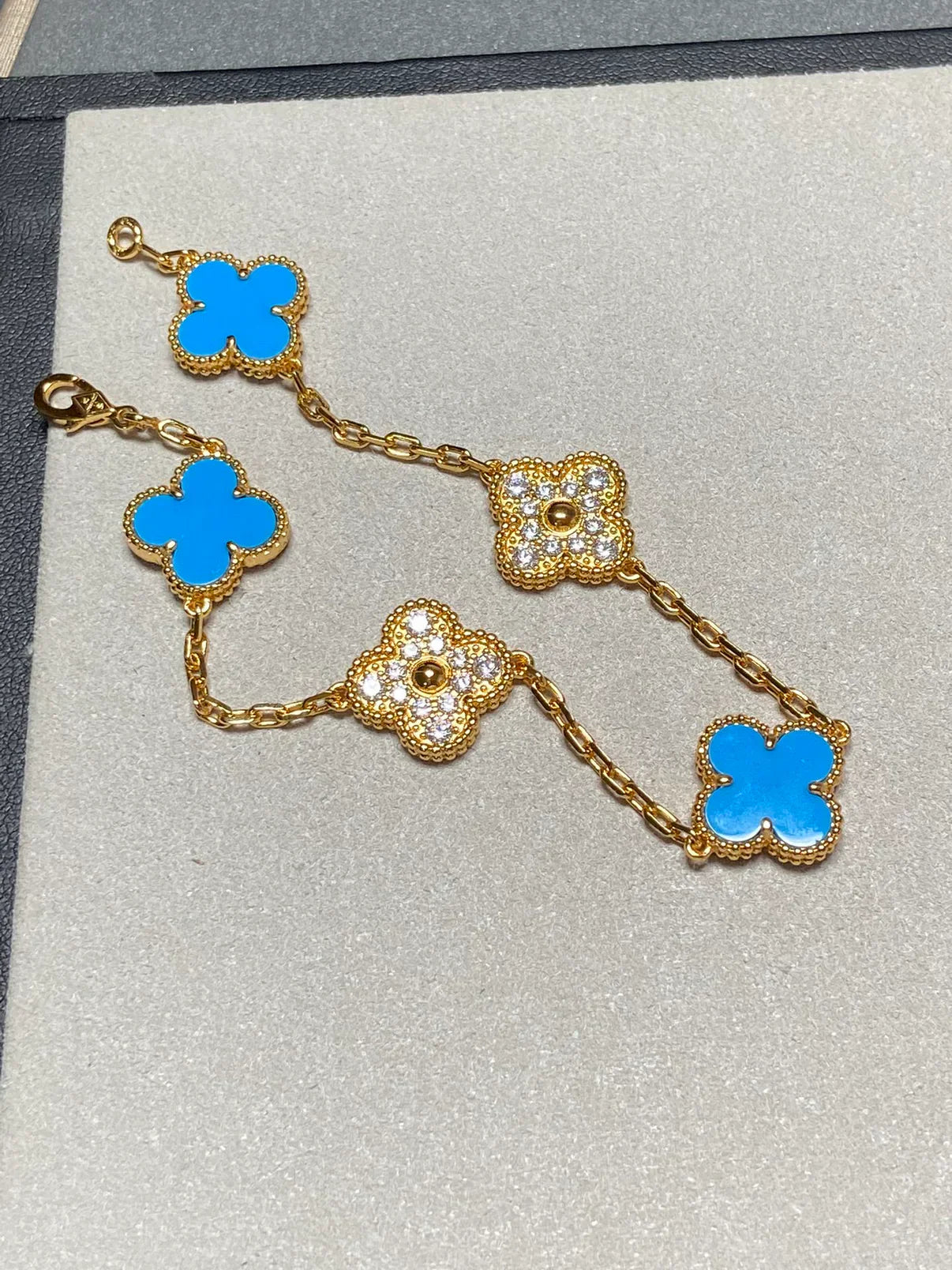 [Clara Jewels] CLOVER 5 MOTIF BLUE AGATE BRACELET COLLECTION