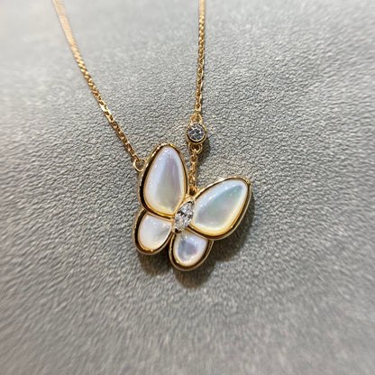 [Clara Jewels]BUTTERFLY MOP DIAMOND NECKLACE