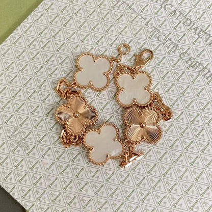 [Clara Jewels]CLOVER WHITE PEARL MOP 5 MOTIF BRACELET COLLECTION