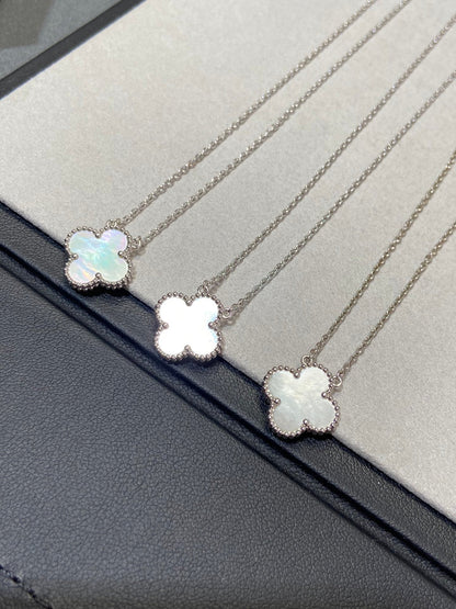 [Clara Jewels]CLOVER MEDIUM SILVER WHITE MOP NECKLACE