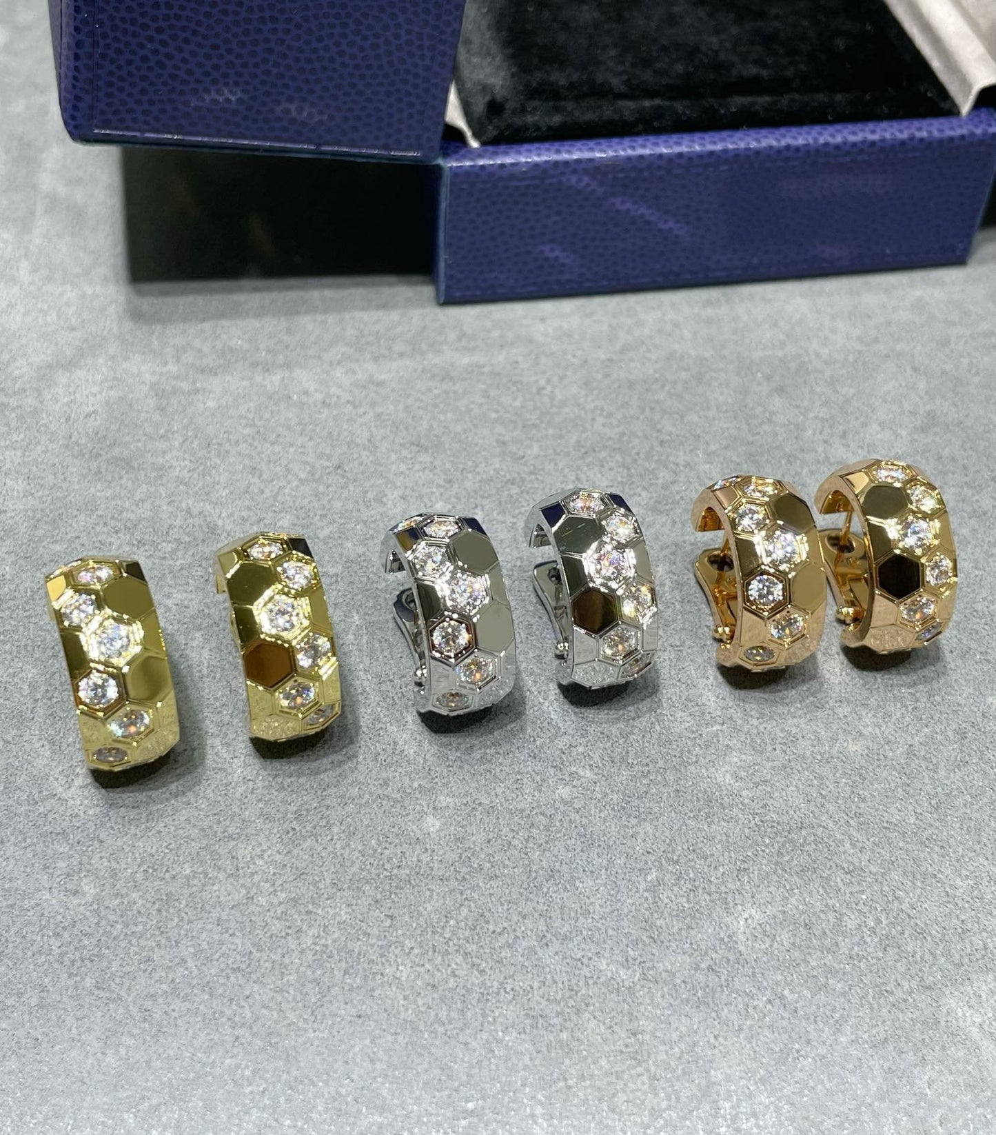[Clara Jewels]BEE LOVE DIAMOND HOOP EARRINGS