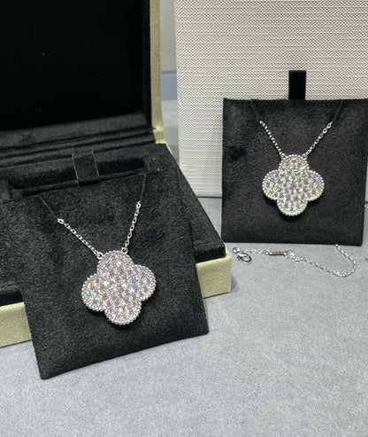 [Clara Jewels]CLOVER 25MM LARGE PENDANT DIAMOND PAVED SILVER NECKLACE