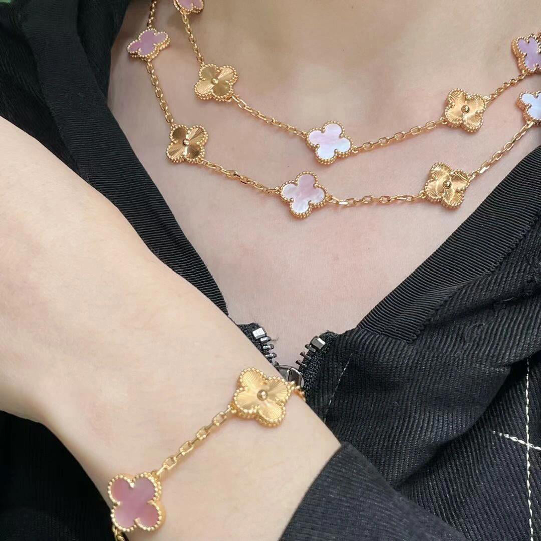 [Clara Jewels]CLOVER 20 MOTIFS LASER PINK MOP NECKLACE