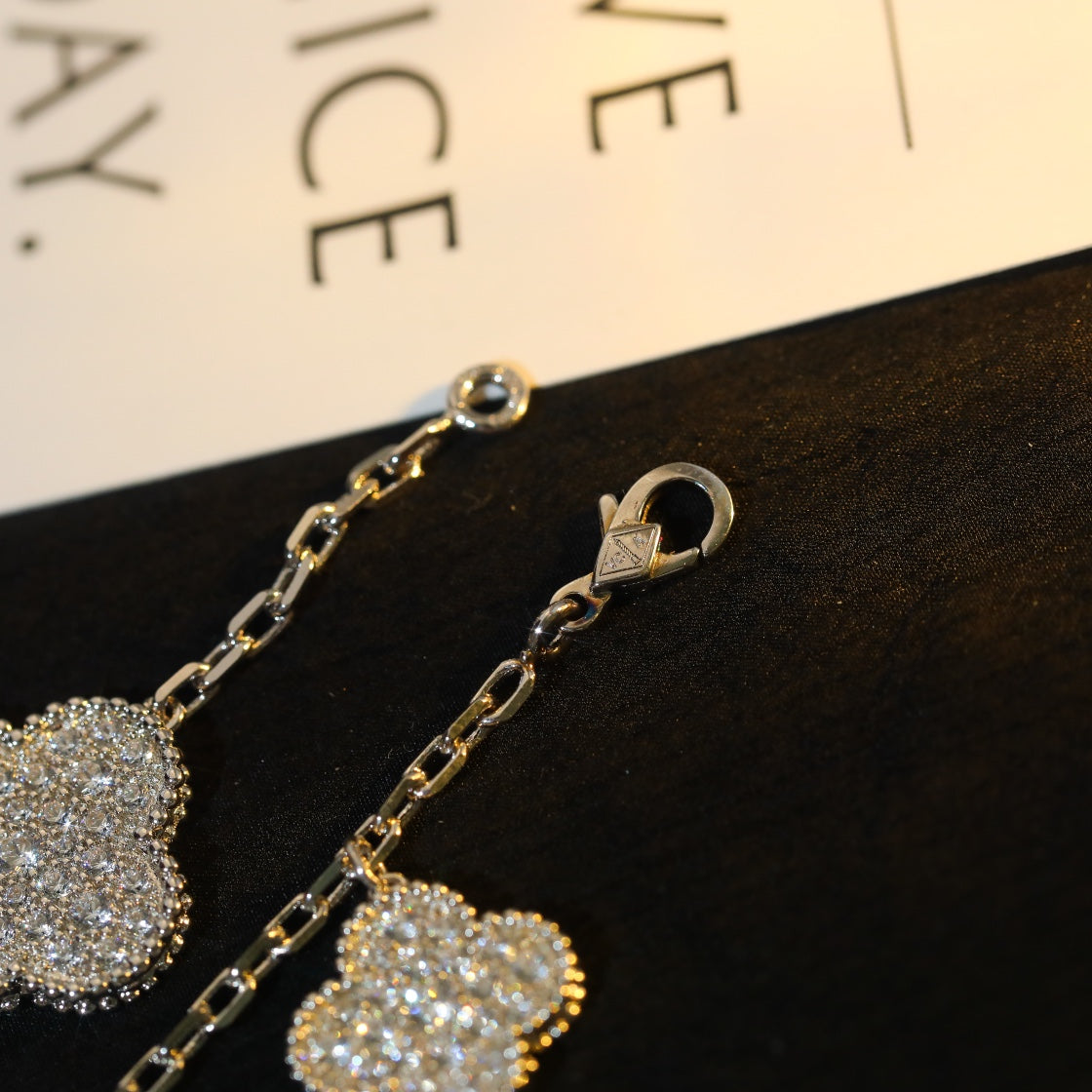 [Clara Jewels]CLOVER BRACELET 5 MOTIF SILVER DIAMOND PAVED