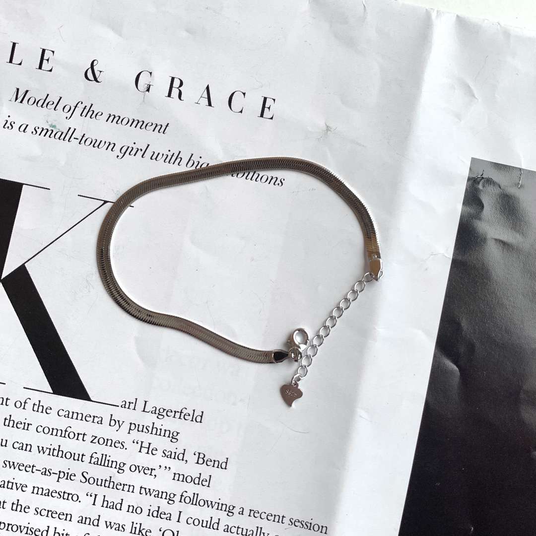 [Clara Jewels]Flat Snake Bone Chain Blade Necklace