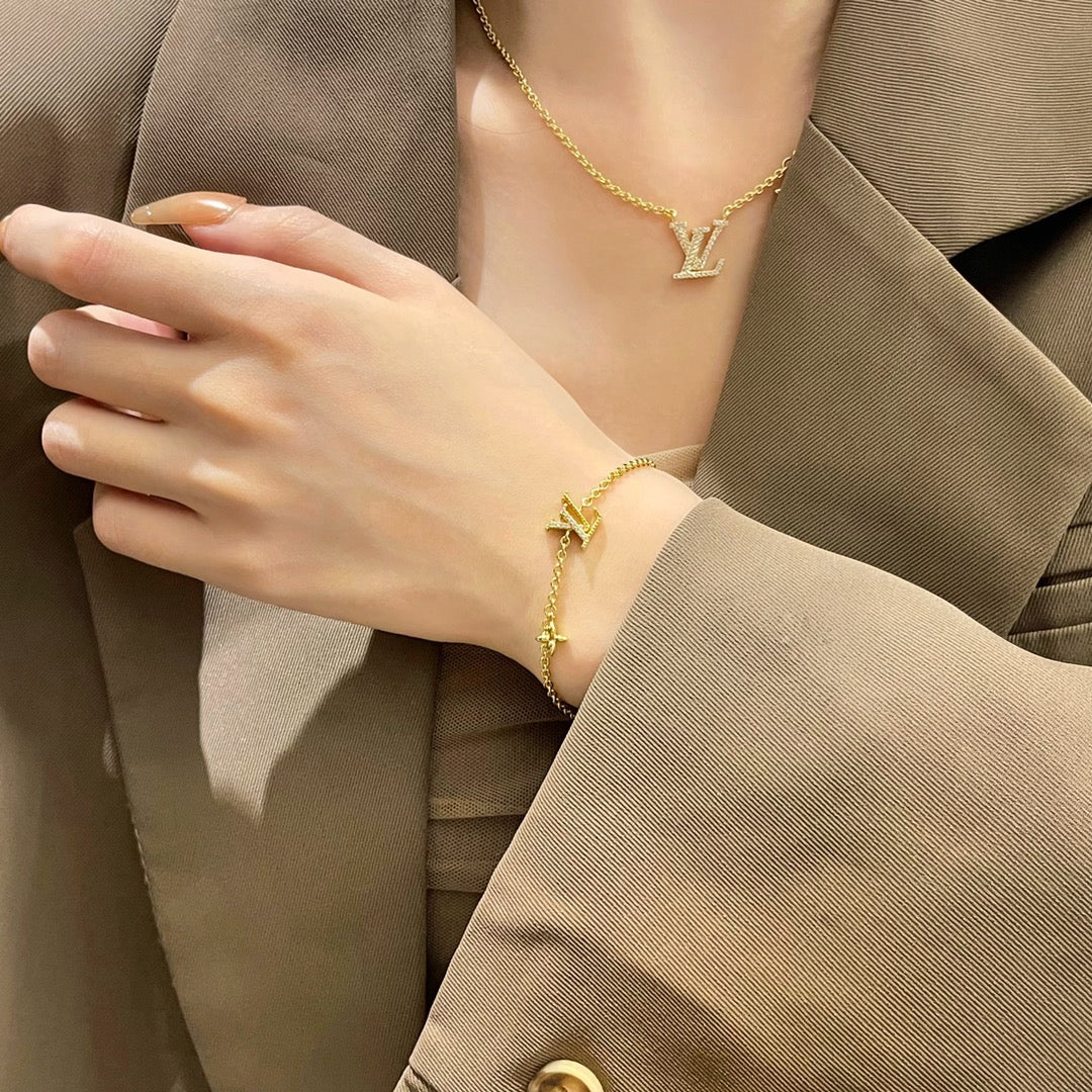 [Clara Jewels]LOGO STAR MOTIF GOLD BRACELET