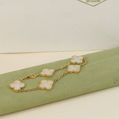 [Clara Jewels]CLOVER WHITE PEARL MOP 5 MOTIF BRACELET COLLECTION