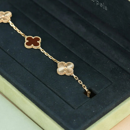 [Clara Jewels] CLOVER 5 MOTIF RED CORNELIAN BRACELET COLLECTION