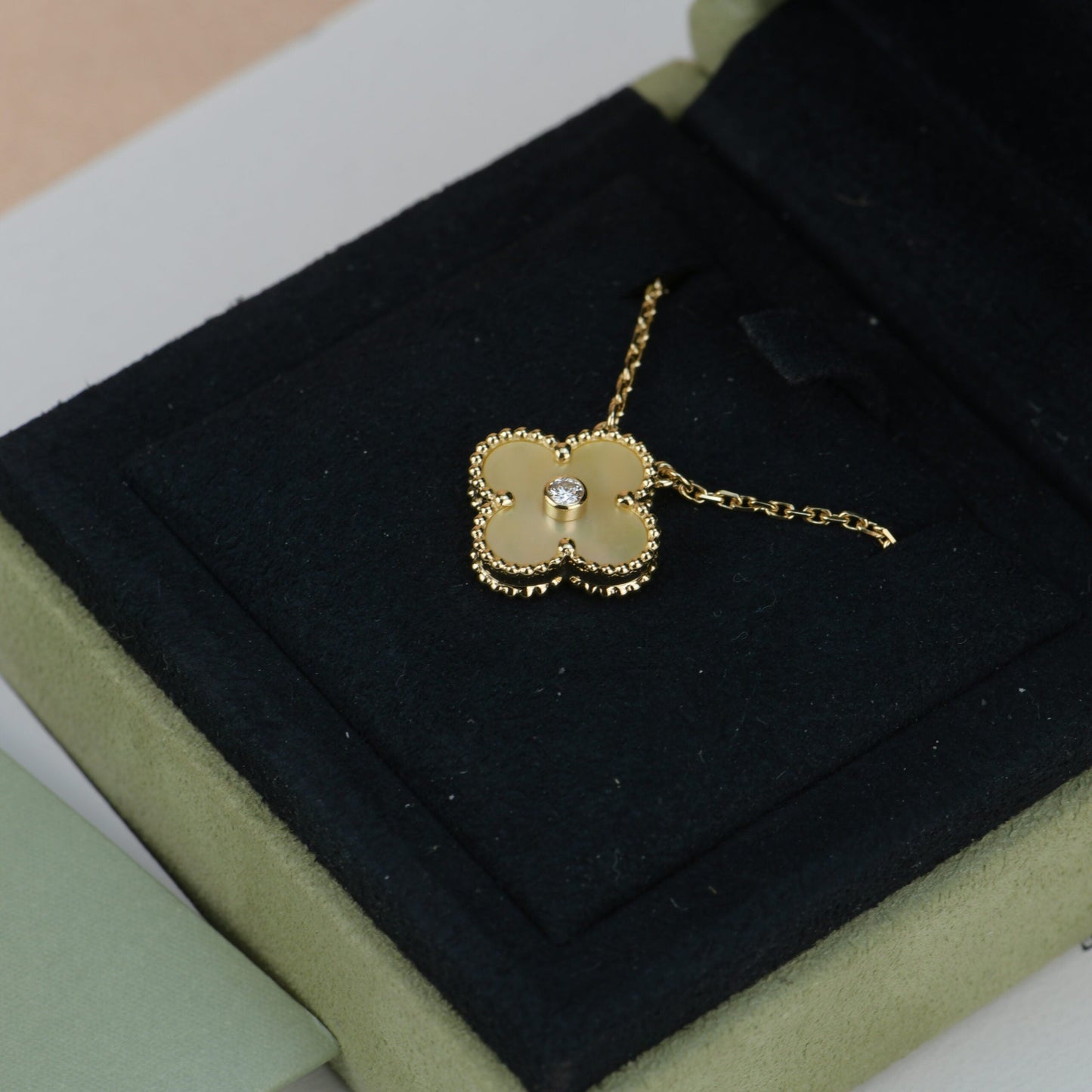 [Clara Jewels]CLOVER 15MM DIAMOND GOLD MOTHER OF PEARL NECKLACE