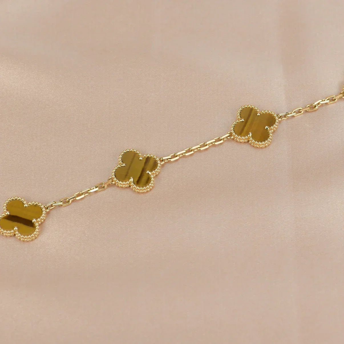 [Clara Jewels] CLOVER 5 MOTIFS TIGER EYE BRACELET COLLECTION