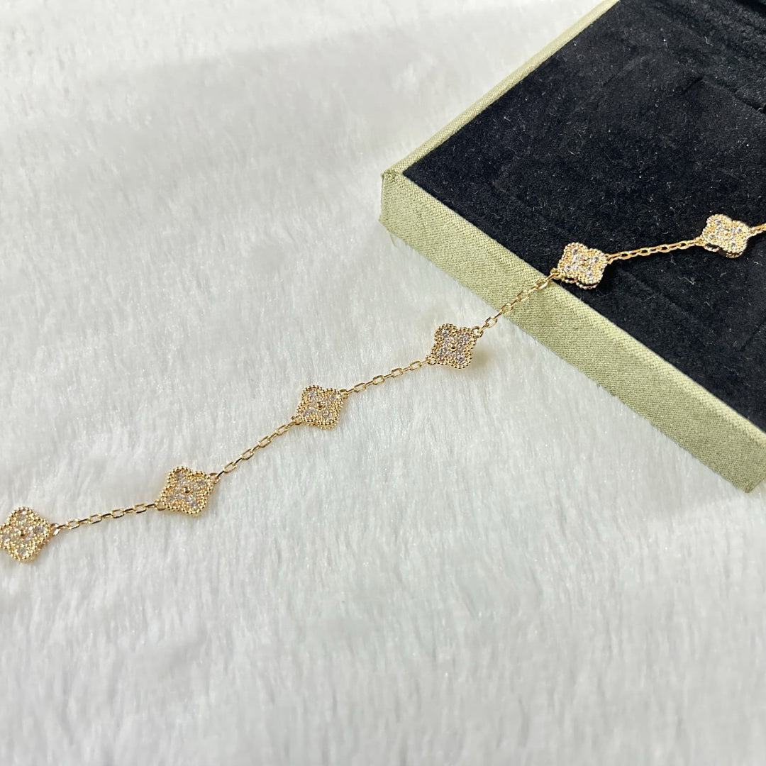 [Clara Jewels]CLOVER 6 MOTIF DIAMOND BRACELET
