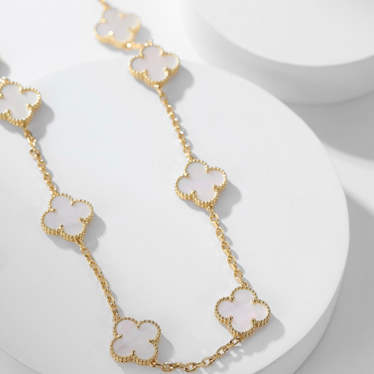 [Clara Jewels]CLOVER 10 MOTIFS WHITE MOTHER OF PEARL NECKLACE