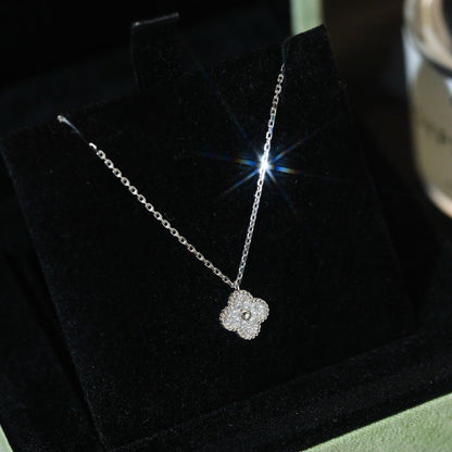 [Clara Jewels]CLOVER MINI 9.5MM PENDANT DIAMOND NECKLACE