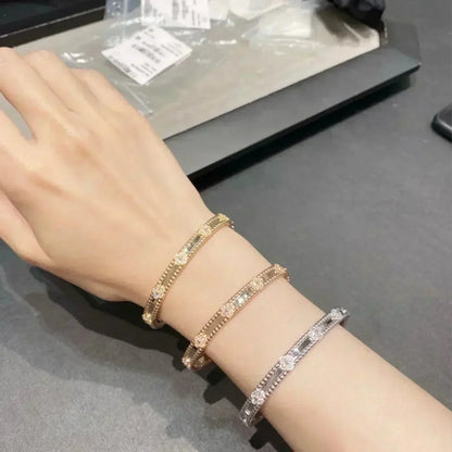 [Clara Jewels]CLOVER BRACELET 4MM DIAMONDS