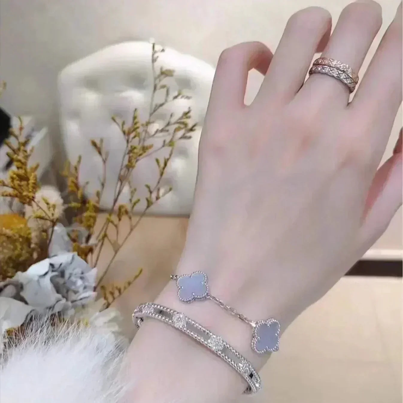 [Clara Jewels] CLOVER 5 MOTIF PURPLE CHALCEDONY BRACELET COLLECTION