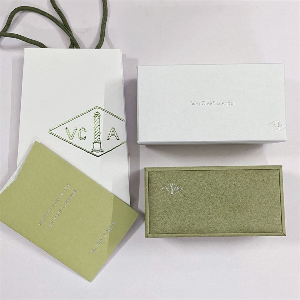 [Clara Jewels]VA CLOVER BRACELET NECKLACE RING BOX GIFT BAG