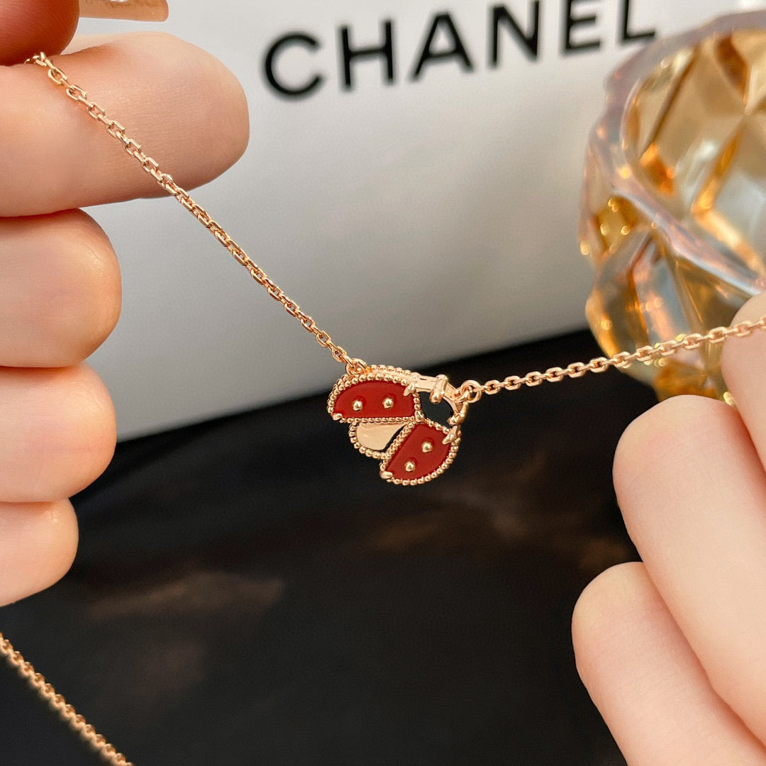 [Clara Jewels]LUCKY  CARNELIANS LADYBUG NECKLACE