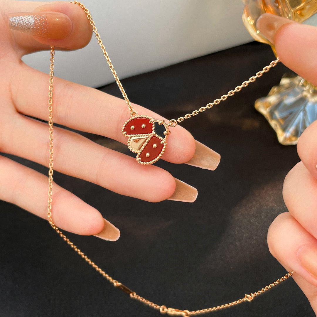[Clara Jewels]LUCKY  CARNELIANS LADYBUG NECKLACE