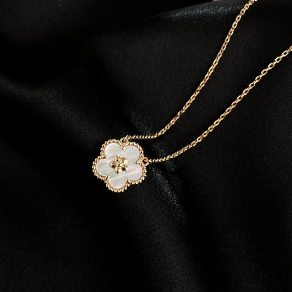 [Clara Jewels]LUCKY  WHITE MOP  PLUM BLOSSOM NECKLACE