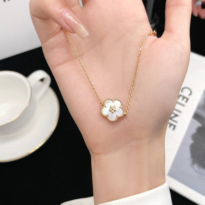 [Clara Jewels]LUCKY WHITE MOP PLUM BLOSSOM  BRACELET