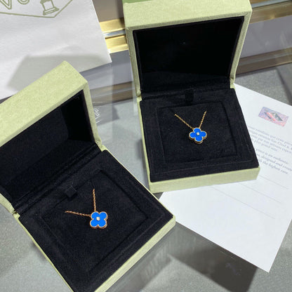 [Clara Jewels]CLOVER 15MM DIAMOND AND BLUE AGATE NECKLACE