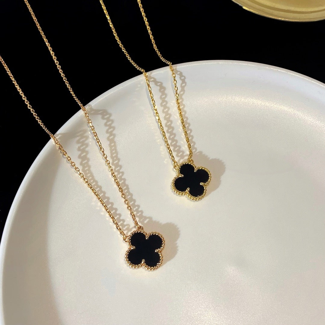 [Clara Jewels]CLOVER 15MM BLACK ONYX SINGLE FLOWER NECKLACE