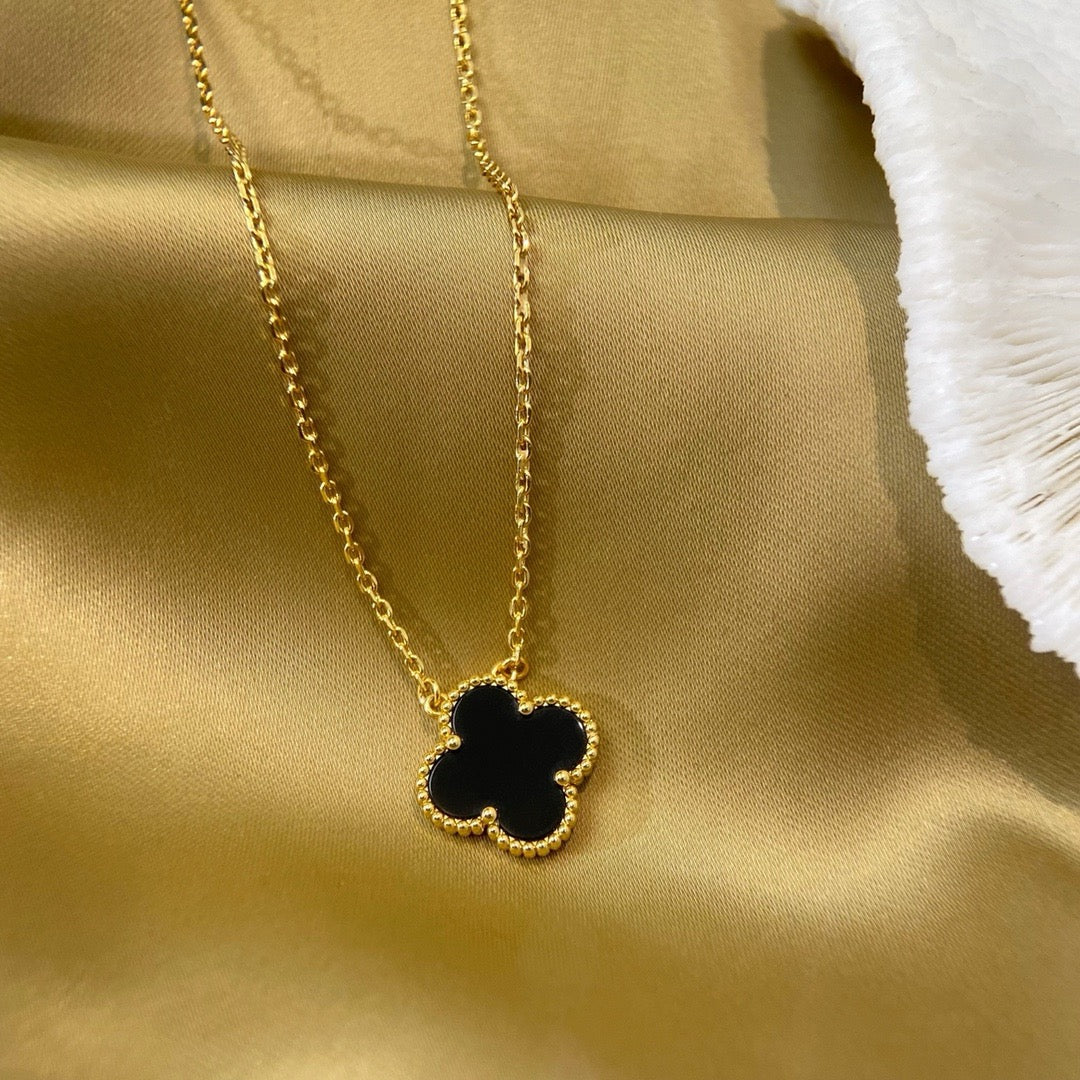 [Clara Jewels]CLOVER 15MM BLACK ONYX SINGLE FLOWER NECKLACE