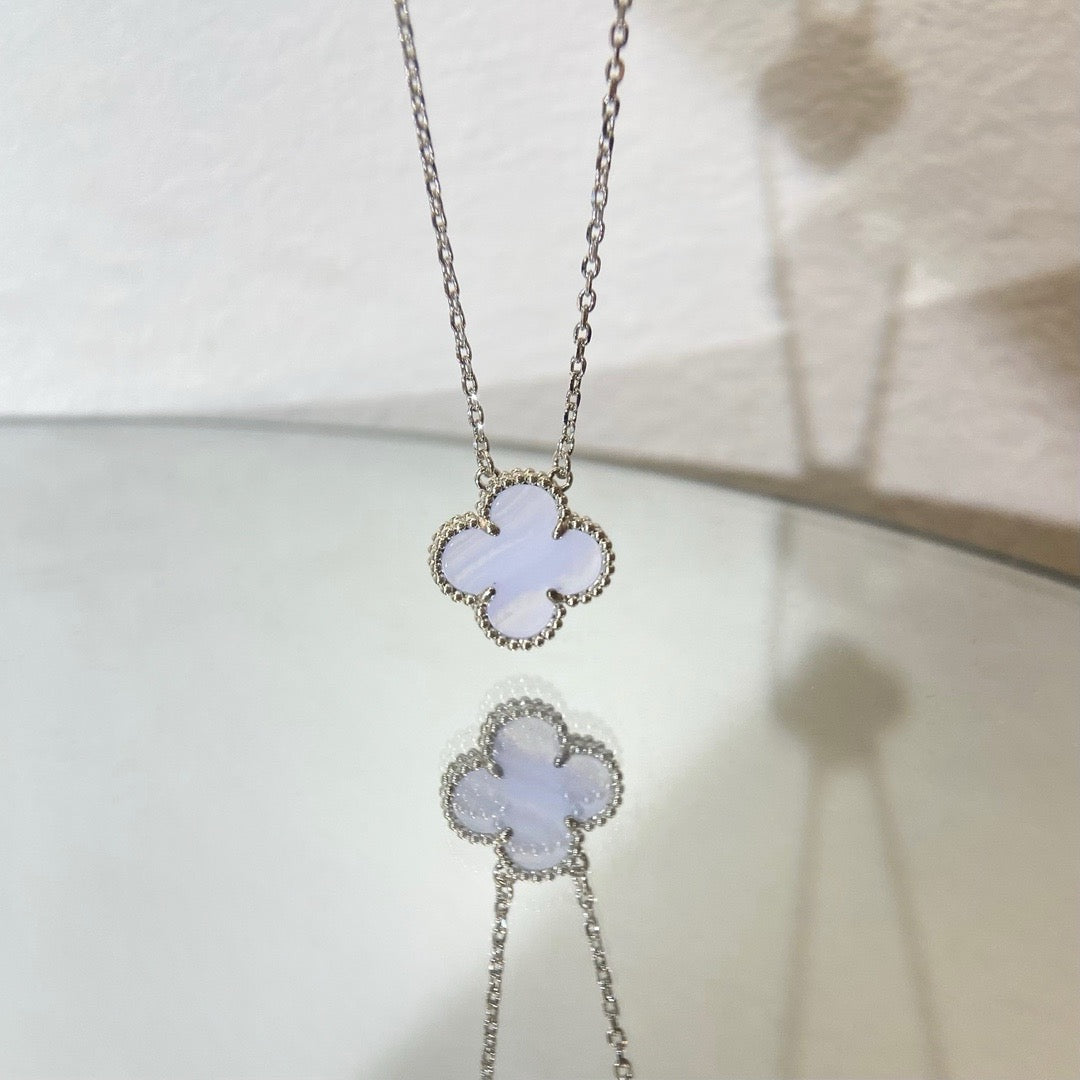 [Clara Jewels]CLOVER 15MM BLUE CHALCEDONY NECKLACE SILVER