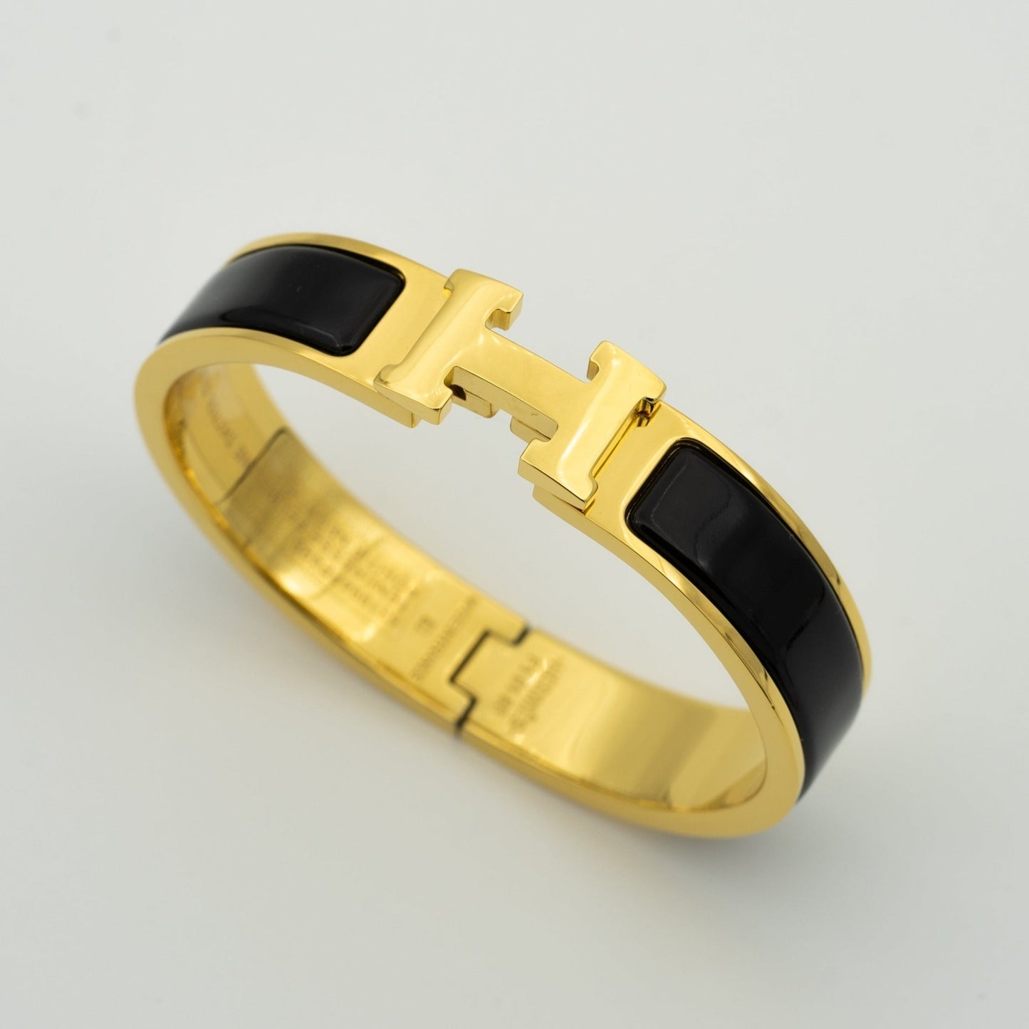 [Clara Jewels]H BLACK BRACELET