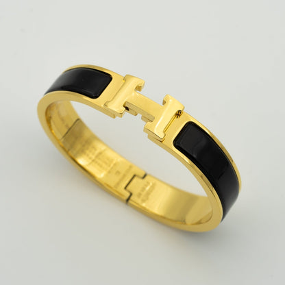 [Clara Jewels]H BLACK BRACELET