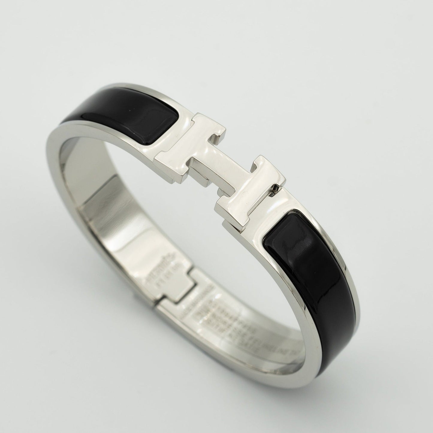 [Clara Jewels]H BLACK BRACELET
