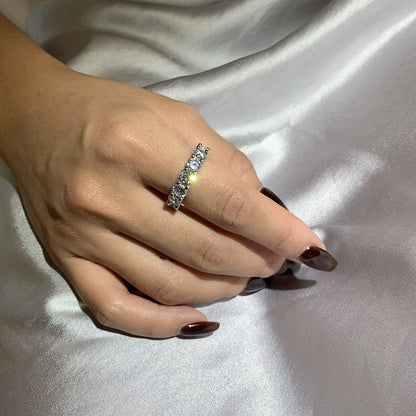 [Clara Jewels]Gorgeous Round Cut Tennis Ring