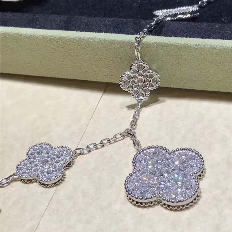 [Clara Jewels]CLOVER 6 MOTIFS SILVER DIAMOND BRACELET