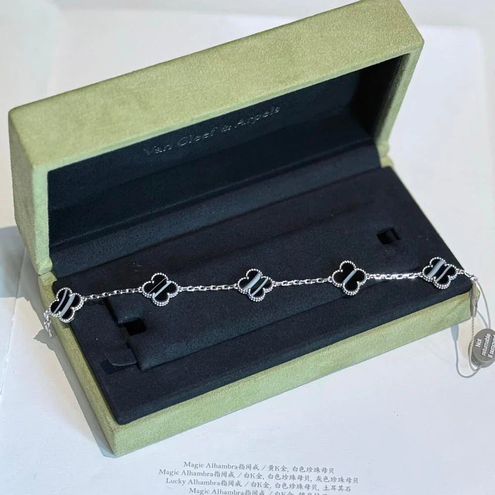 [Clara Jewels] CLOVER 5 MOTIF PULSAR STONE BRACELET COLLECTION