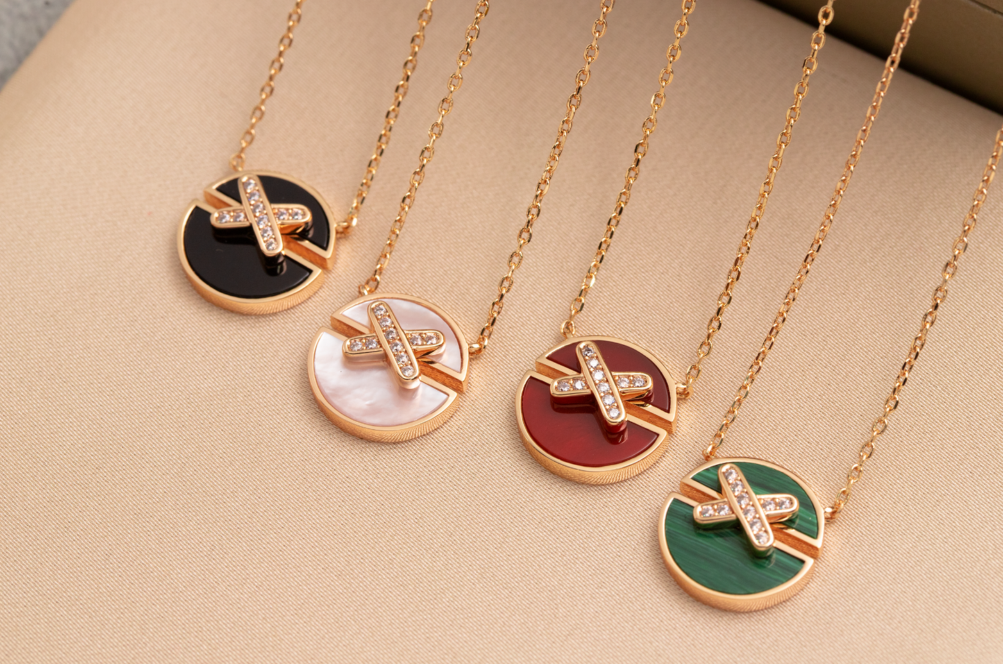 [Clara Jewels]JEUX DE PINK GOLD DIAMOND NECKLACE