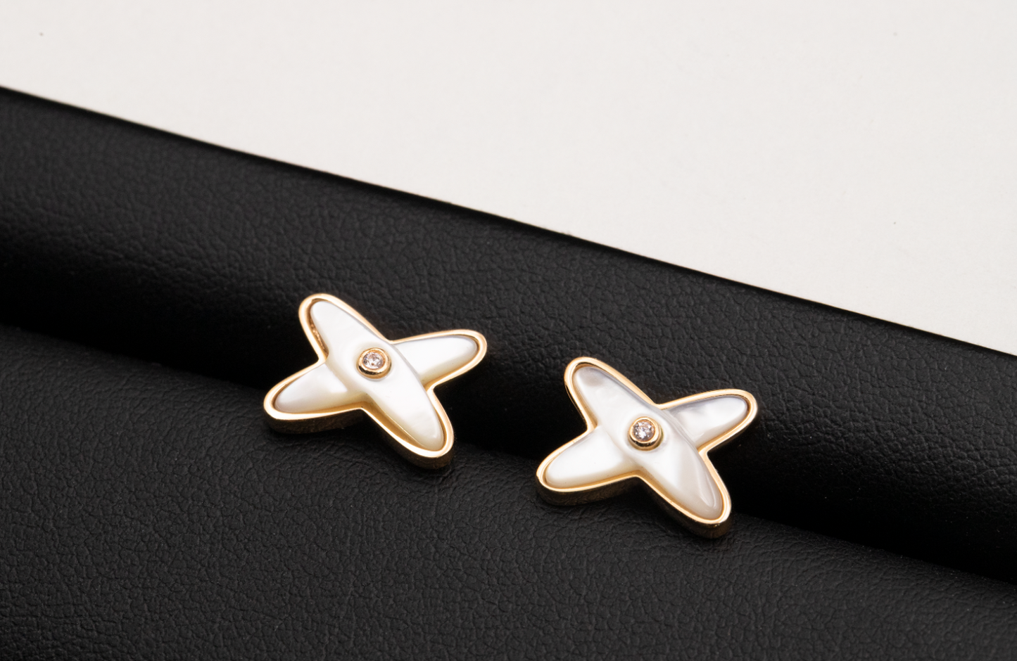 [Clara Jewels]JEUX DE WHITE MOP ROSE GOLD DIAMOND EARRINGS