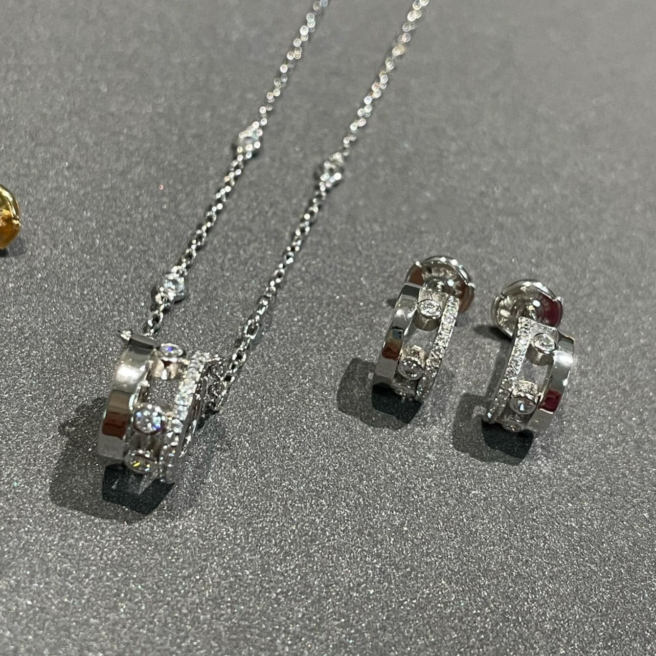 [Clara Jewely]CHAIN MOVE ROMANE PEDAND NECKLACE