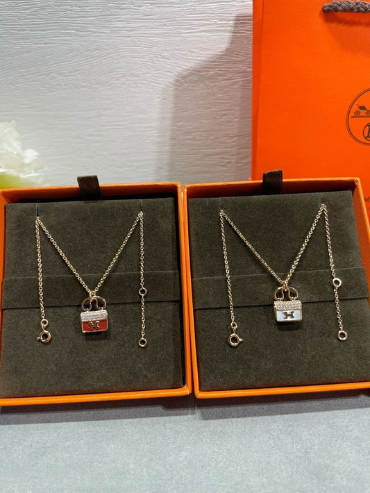 [Clara Jewels]H CIRCE MOISSANITE PENDANT NECKLACE GOLD